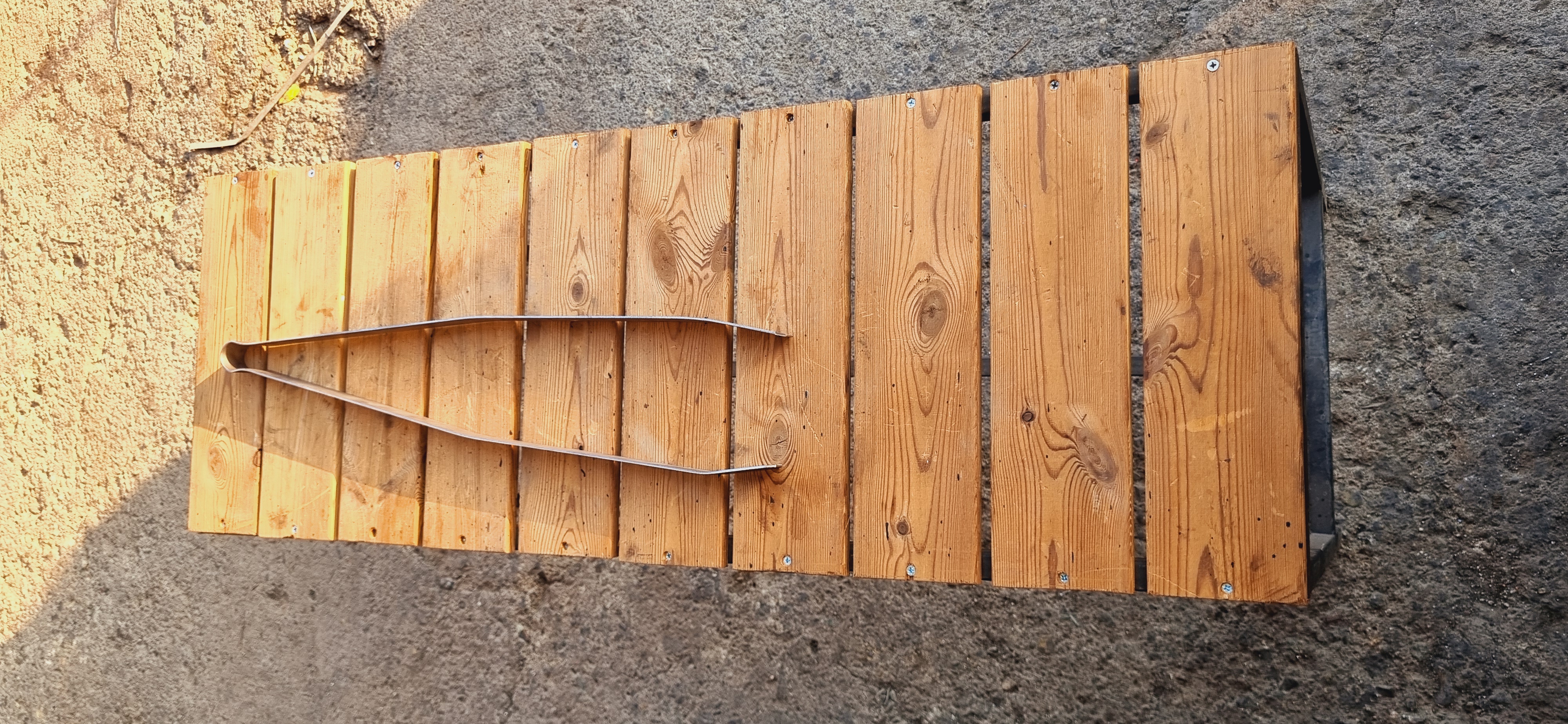 انبر ذغال گیر